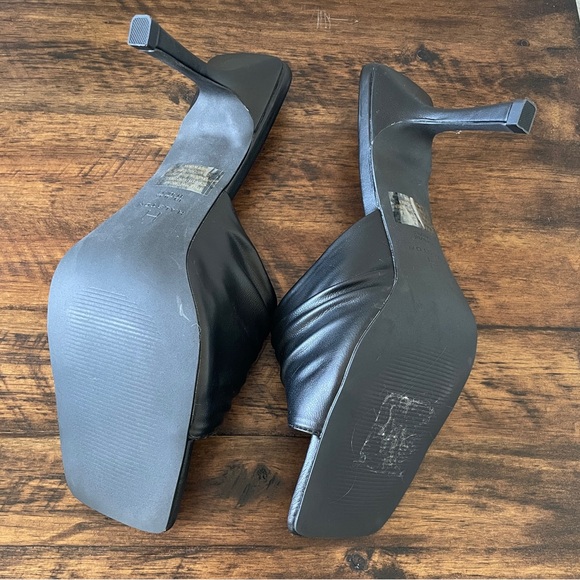 🖤 nwot h halston luanda mule - Picture 3 of 4